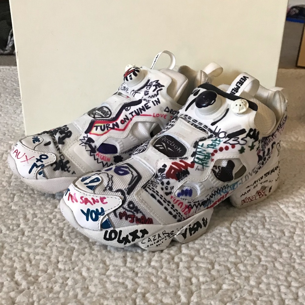 Vetements x Reebok graffiti Instapump